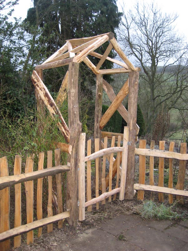 Arches & Arbours | Peak Traditional Fencing